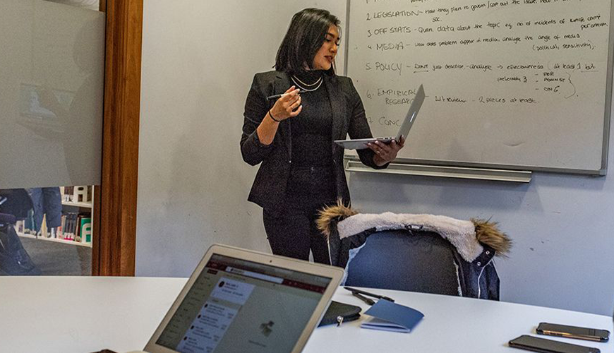 Best Education Consultant in UK | RAY Education