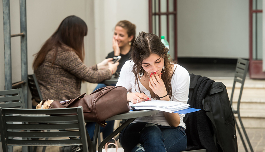 Best Education Consultant in UK | RAY Education