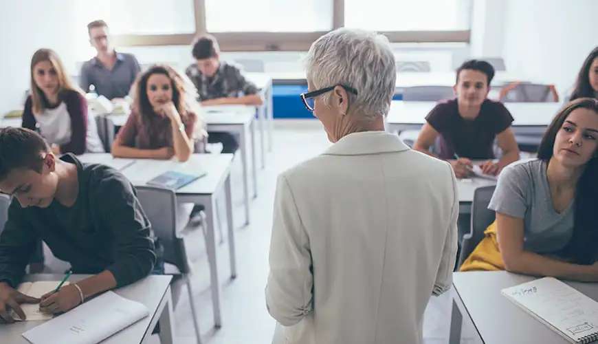 Best Education Consultant in UK | RAY Education